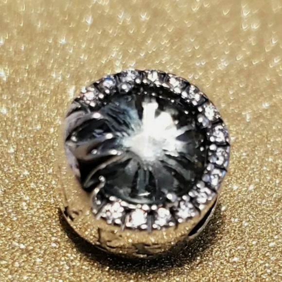 Pandora Disney Frozen winter blue crystal charm. - Picture 6 of 8